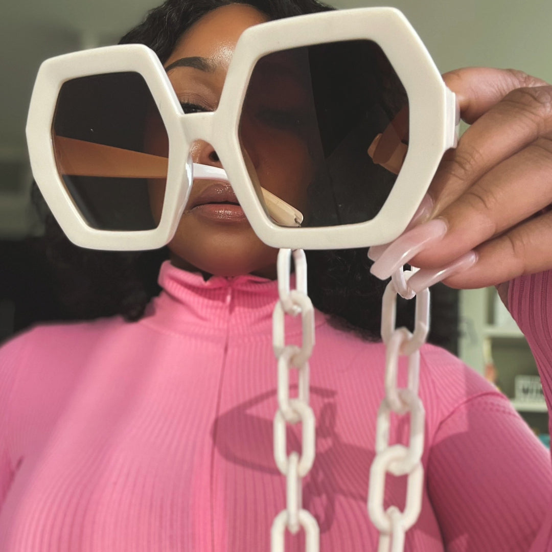 Vintage Frames - We Stay Pretty